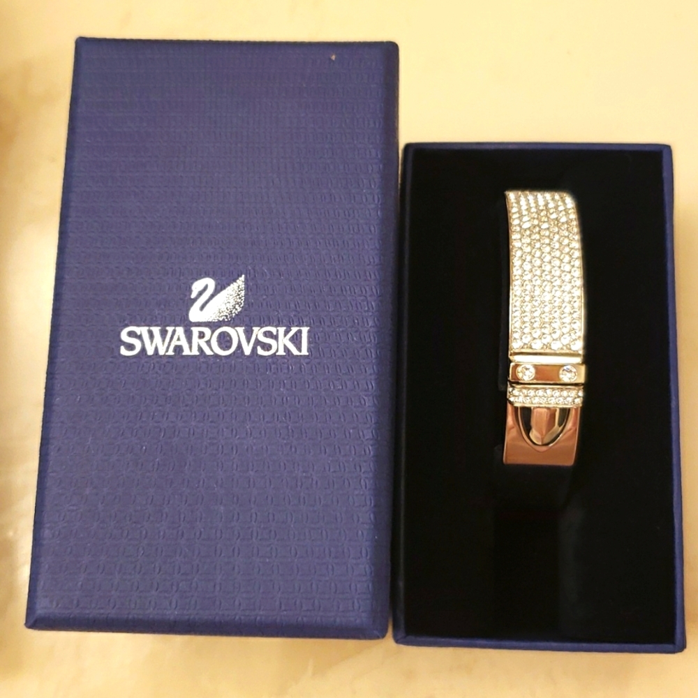 Swarovski Crystal Bracelet Bangle Rhodium